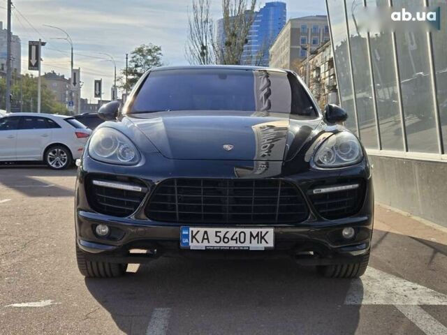 Черный Порше Каен, объемом двигателя 4.8 л и пробегом 105 тыс. км за 25900 $, фото 2 на Automoto.ua