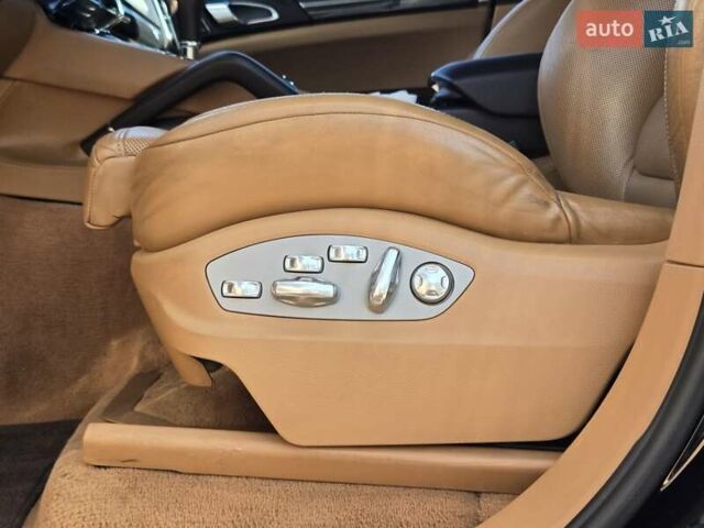 Порше Каен 2010 в Киеве на Automoto.ua Черный Порше Каен, объемом двигателя 4.8 л и пробегом 105 тыс. км за 26900 $, фото 8 на Automoto.ua