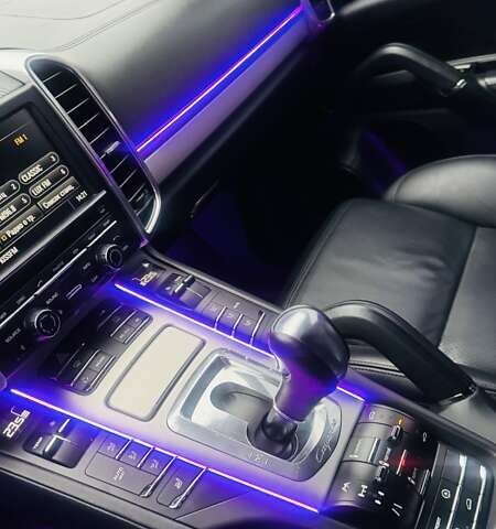 Чорний Порше Cayenne, об'ємом двигуна 4.8 л та пробігом 163 тис. км за 23800 $, фото 18 на Automoto.ua
