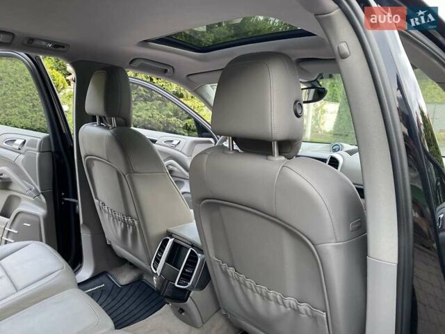 Черный Порше Каен, объемом двигателя 3 л и пробегом 238 тыс. км за 20499 $, фото 84 на Automoto.ua