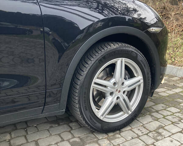 Чорний Порше Cayenne, об'ємом двигуна 3.6 л та пробігом 260 тис. км за 22000 $, фото 15 на Automoto.ua