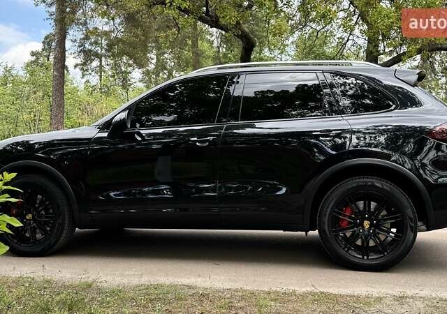 Чорний Порше Cayenne, об'ємом двигуна 4.8 л та пробігом 163 тис. км за 23800 $, фото 3 на Automoto.ua