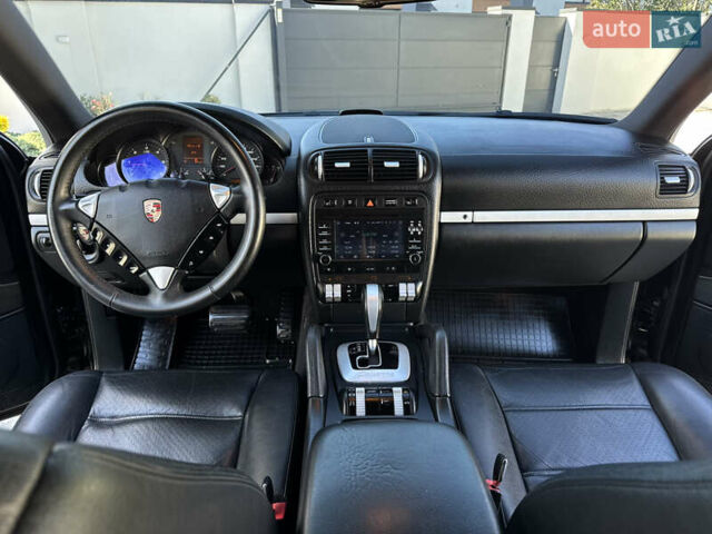 Чорний Порше Cayenne, об'ємом двигуна 3 л та пробігом 173 тис. км за 15850 $, фото 65 на Automoto.ua