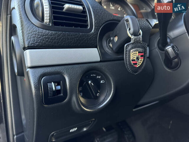 Черный Порше Каен, объемом двигателя 3 л и пробегом 173 тыс. км за 14950 $, фото 53 на Automoto.ua