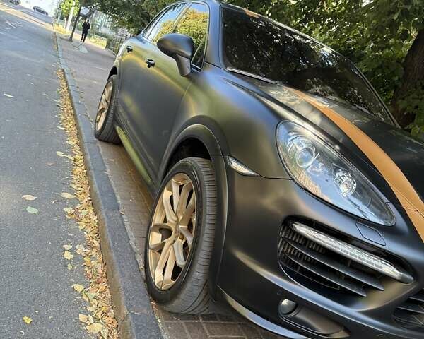 Чорний Порше Cayenne, об'ємом двигуна 4.8 л та пробігом 238 тис. км за 25555 $, фото 4 на Automoto.ua