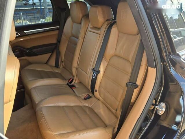 Черный Порше Каен, объемом двигателя 4.8 л и пробегом 105 тыс. км за 25900 $, фото 15 на Automoto.ua