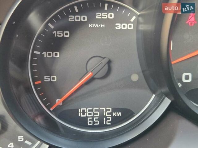 Порше Каен 2010 в Киеве на Automoto.ua Черный Порше Каен, объемом двигателя 4.8 л и пробегом 105 тыс. км за 26900 $, фото 27 на Automoto.ua