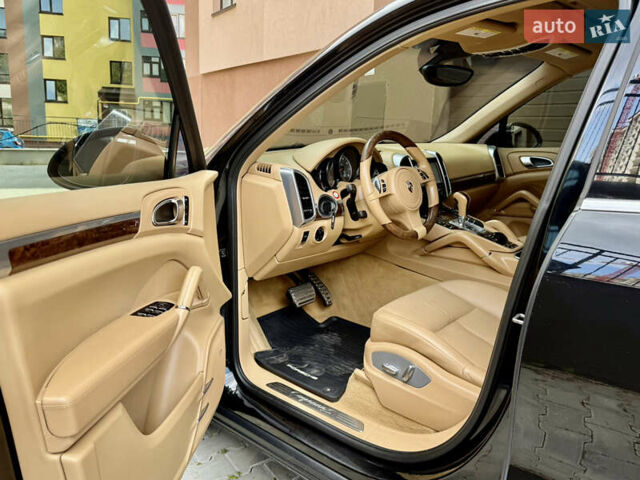 Чорний Порше Cayenne, об'ємом двигуна 4.8 л та пробігом 235 тис. км за 18999 $, фото 47 на Automoto.ua