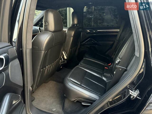 Черный Порше Каен, объемом двигателя 3.6 л и пробегом 263 тыс. км за 14500 $, фото 11 на Automoto.ua