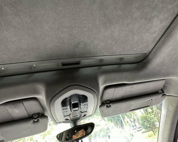 Чорний Порше Cayenne, об'ємом двигуна 4.8 л та пробігом 103 тис. км за 31000 $, фото 20 на Automoto.ua