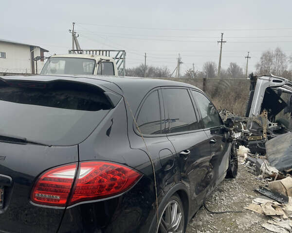 Черный Порше Каен, объемом двигателя 2.97 л и пробегом 250 тыс. км за 2900 $, фото 1 на Automoto.ua