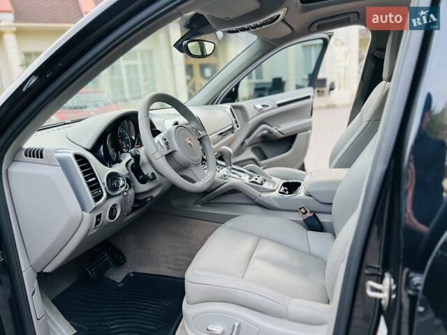 Черный Порше Каен, объемом двигателя 3 л и пробегом 238 тыс. км за 20499 $, фото 58 на Automoto.ua