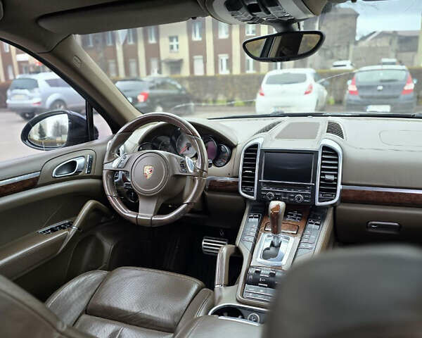 Черный Порше Каен, объемом двигателя 4.8 л и пробегом 164 тыс. км за 14500 $, фото 13 на Automoto.ua