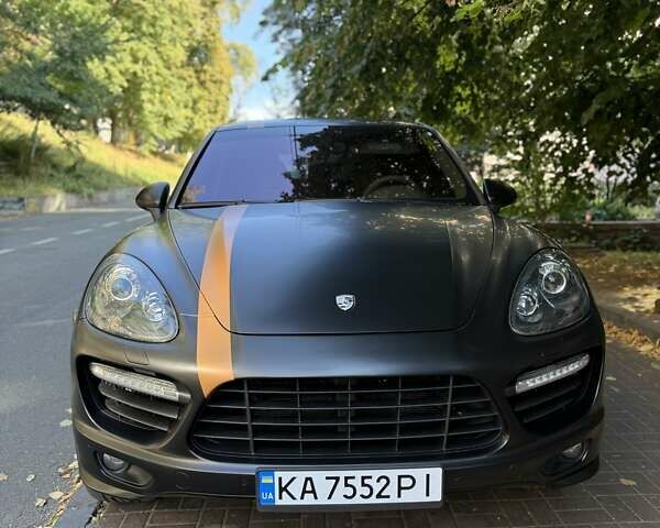 Чорний Порше Cayenne, об'ємом двигуна 4.8 л та пробігом 238 тис. км за 25555 $, фото 11 на Automoto.ua