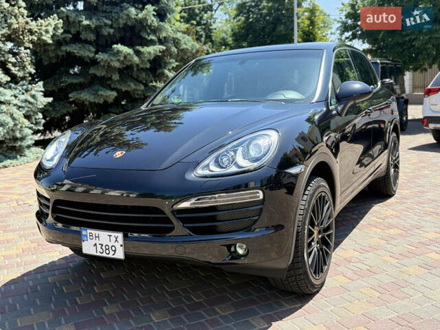 Черный Порше Каен, объемом двигателя 3.6 л и пробегом 195 тыс. км за 16500 $, фото 4 на Automoto.ua