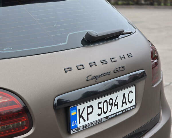 Черный Порше Каен, объемом двигателя 4.8 л и пробегом 164 тыс. км за 14500 $, фото 12 на Automoto.ua