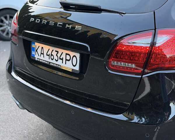 Чорний Порше Cayenne, об'ємом двигуна 3 л та пробігом 190 тис. км за 23900 $, фото 22 на Automoto.ua