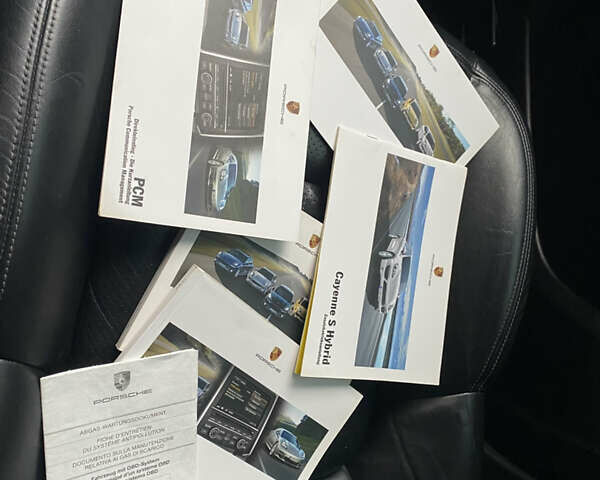 Чорний Порше Cayenne, об'ємом двигуна 3 л та пробігом 235 тис. км за 13950 $, фото 62 на Automoto.ua