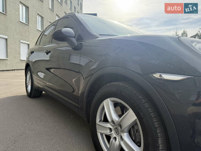 Черный Порше Каен, объемом двигателя 3.6 л и пробегом 244 тыс. км за 16999 $, фото 9 на Automoto.ua