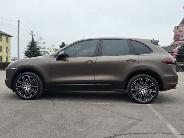 Чорний Порше Cayenne, об'ємом двигуна 4.8 л та пробігом 160 тис. км за 14500 $, фото 9 на Automoto.ua