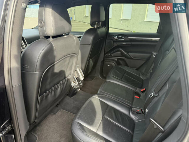 Черный Порше Каен, объемом двигателя 3.6 л и пробегом 244 тыс. км за 16999 $, фото 21 на Automoto.ua