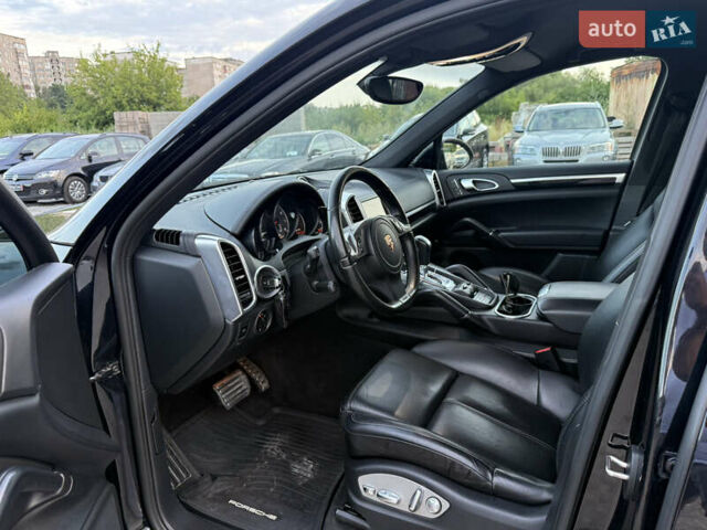 Чорний Порше Cayenne, об'ємом двигуна 4.8 л та пробігом 278 тис. км за 14500 $, фото 38 на Automoto.ua