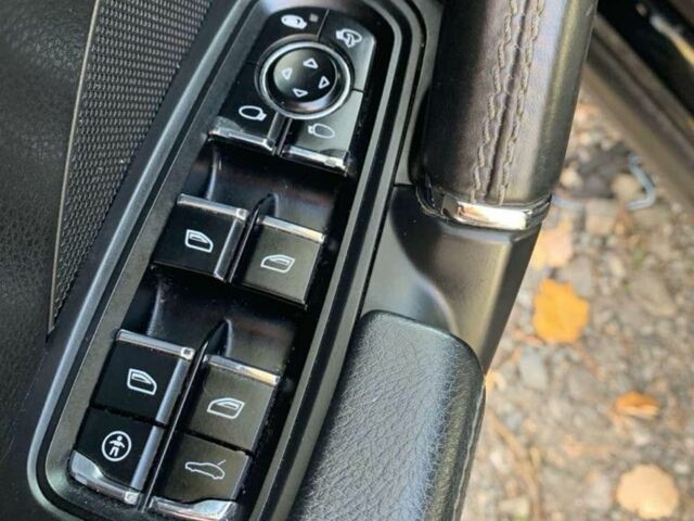 Черный Порше Каен, объемом двигателя 4.8 л и пробегом 120 тыс. км за 15000 $, фото 7 на Automoto.ua