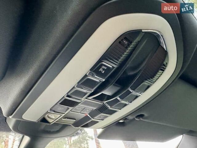 Порше Cayenne 2011 у Києві на Automoto.ua Чорний Порше Cayenne, об'ємом двигуна 3 л та пробігом 240 тис. км за 18700 $, фото 29 на Automoto.ua