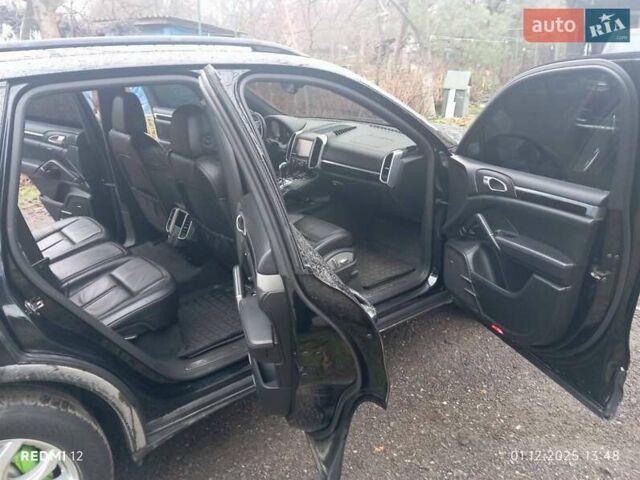Чорний Порше Cayenne, об'ємом двигуна 3 л та пробігом 165 тис. км за 21500 $, фото 23 на Automoto.ua