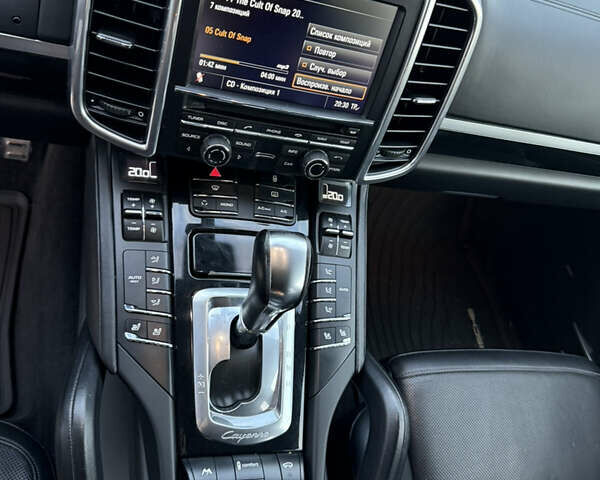 Чорний Порше Cayenne, об'ємом двигуна 4.8 л та пробігом 278 тис. км за 14999 $, фото 35 на Automoto.ua