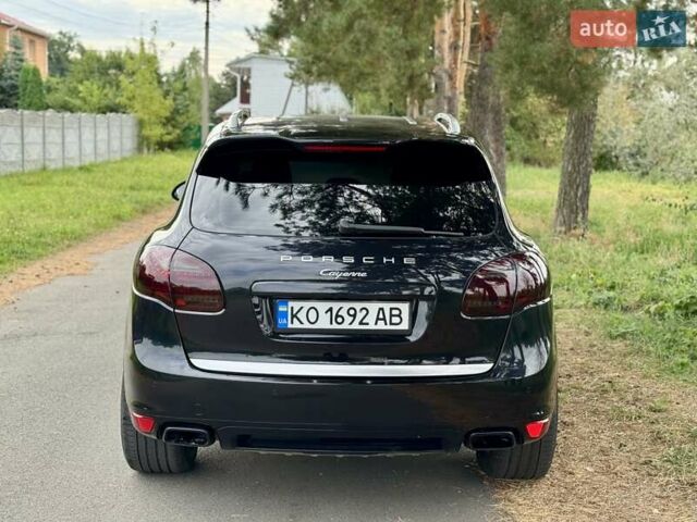 Черный Порше Каен, объемом двигателя 3 л и пробегом 240 тыс. км за 18500 $, фото 4 на Automoto.ua