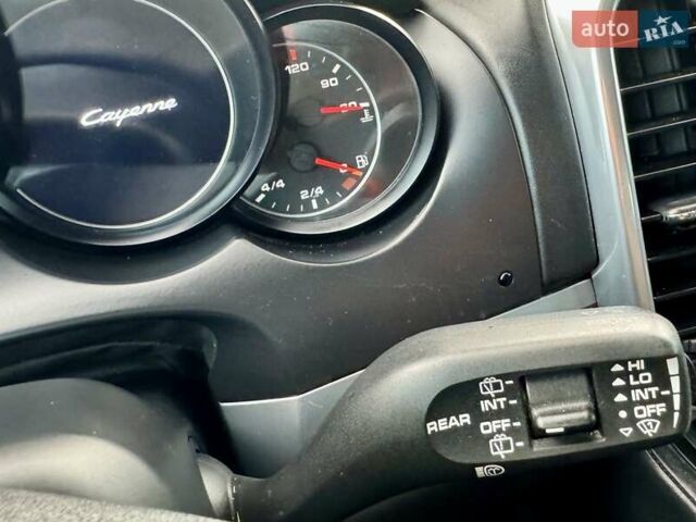 Порше Cayenne 2011 у Києві на Automoto.ua Чорний Порше Cayenne, об'ємом двигуна 3 л та пробігом 240 тис. км за 18700 $, фото 28 на Automoto.ua