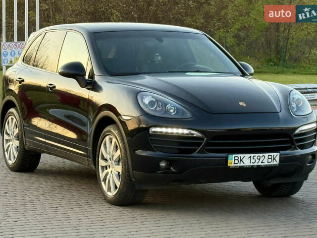 Чорний Порше Cayenne, об'ємом двигуна 4.8 л та пробігом 278 тис. км за 14999 $, фото 7 на Automoto.ua