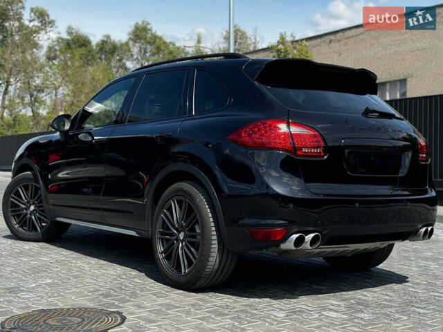 Чорний Порше Cayenne, об'ємом двигуна 4.81 л та пробігом 182 тис. км за 16800 $, фото 11 на Automoto.ua