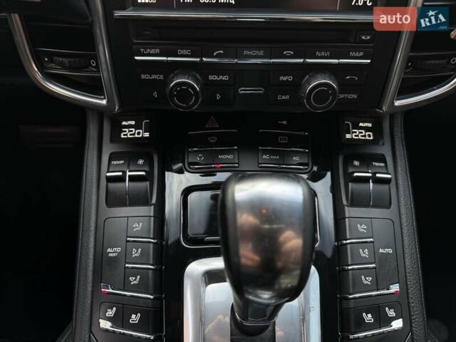 Черный Порше Каен, объемом двигателя 3.6 л и пробегом 155 тыс. км за 16900 $, фото 41 на Automoto.ua