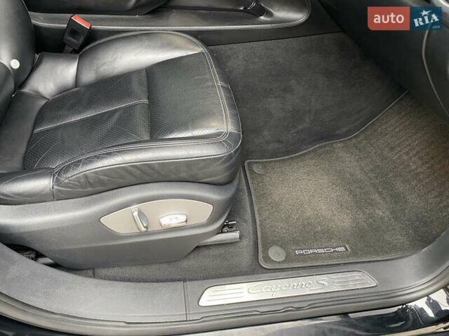 Черный Порше Каен, объемом двигателя 3 л и пробегом 236 тыс. км за 13999 $, фото 60 на Automoto.ua