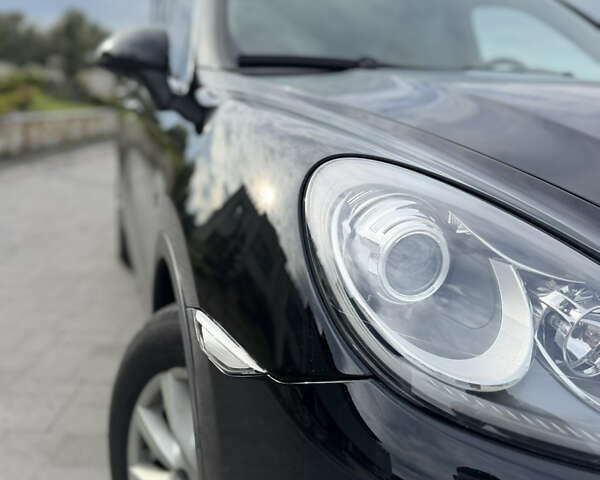 Чорний Порше Cayenne, об'ємом двигуна 3 л та пробігом 259 тис. км за 24000 $, фото 8 на Automoto.ua