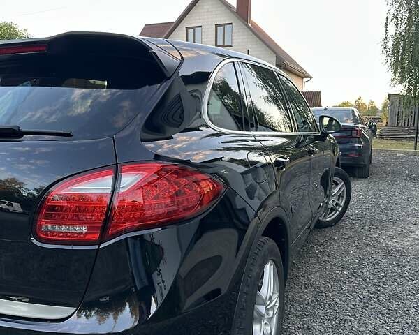 Чорний Порше Cayenne, об'ємом двигуна 4.8 л та пробігом 117 тис. км за 18500 $, фото 3 на Automoto.ua