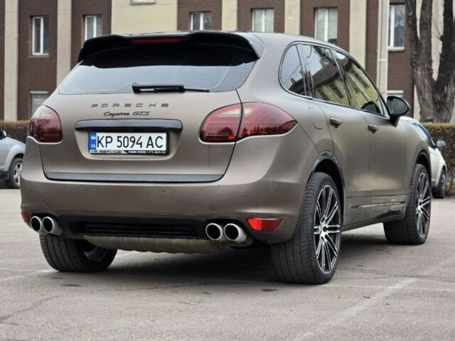 Чорний Порше Cayenne, об'ємом двигуна 4.8 л та пробігом 160 тис. км за 14500 $, фото 5 на Automoto.ua