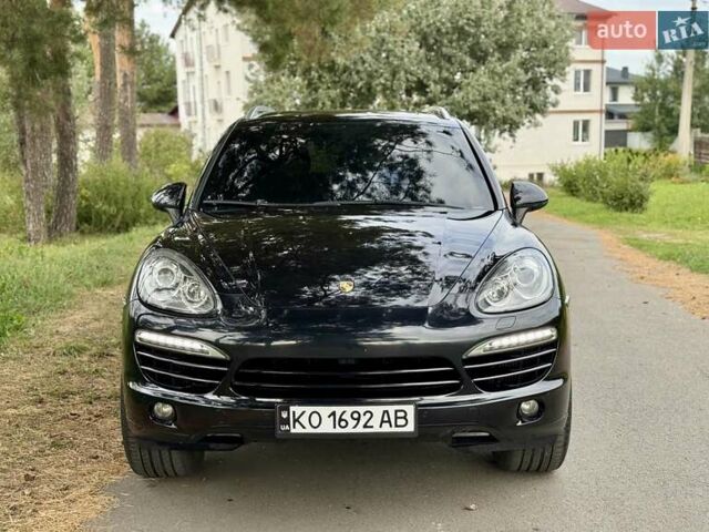 Черный Порше Каен, объемом двигателя 3 л и пробегом 240 тыс. км за 18500 $, фото 1 на Automoto.ua