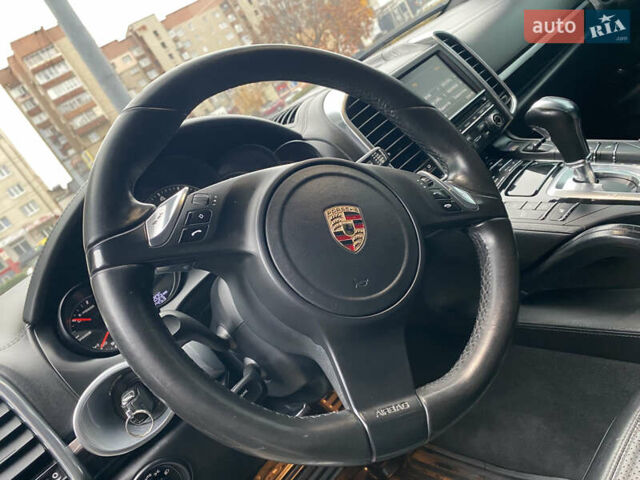 Черный Порше Каен, объемом двигателя 3 л и пробегом 236 тыс. км за 13999 $, фото 40 на Automoto.ua