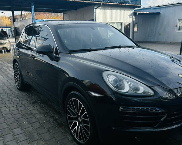 Черный Порше Каен, объемом двигателя 3.6 л и пробегом 210 тыс. км за 17000 $, фото 6 на Automoto.ua