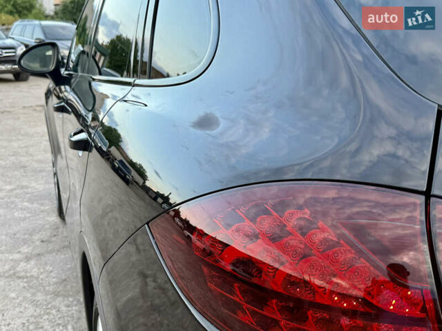 Чорний Порше Cayenne, об'ємом двигуна 4.8 л та пробігом 278 тис. км за 14500 $, фото 32 на Automoto.ua