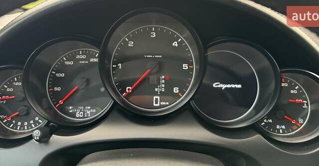 Черный Порше Каен, объемом двигателя 3 л и пробегом 240 тыс. км за 18999 $, фото 23 на Automoto.ua