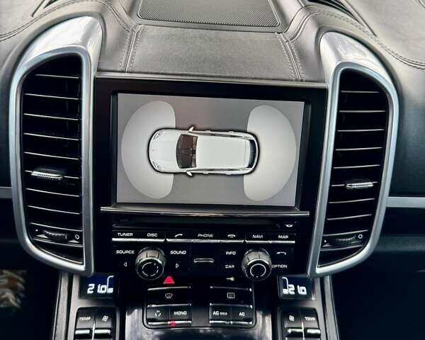 Порше Cayenne 2011 у Києві на Automoto.ua Чорний Порше Cayenne, об'ємом двигуна 3 л та пробігом 240 тис. км за 18700 $, фото 25 на Automoto.ua