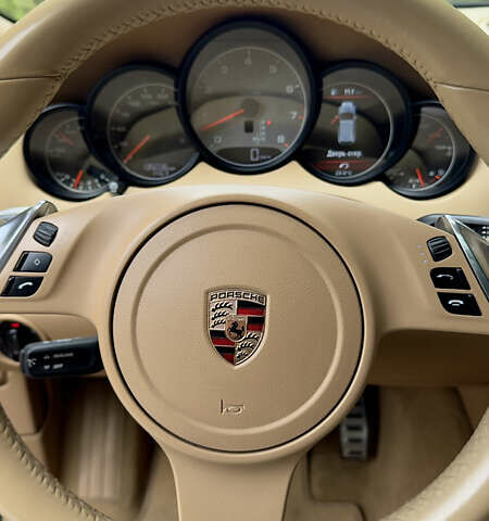 Чорний Порше Cayenne, об'ємом двигуна 4.81 л та пробігом 135 тис. км за 15700 $, фото 12 на Automoto.ua