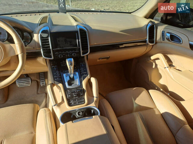 Чорний Порше Cayenne, об'ємом двигуна 4.81 л та пробігом 133 тис. км за 15500 $, фото 14 на Automoto.ua