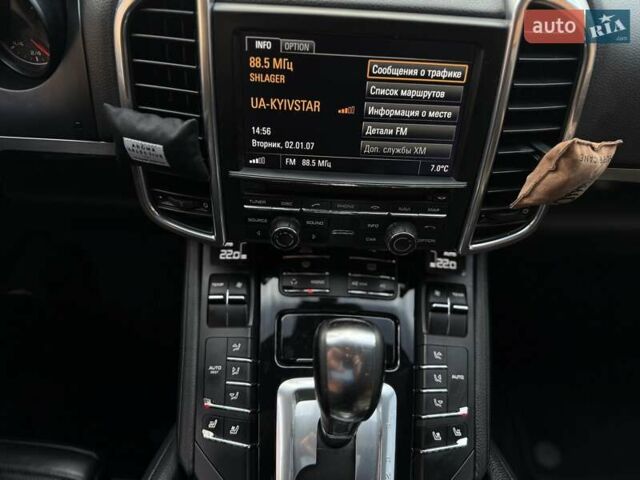 Черный Порше Каен, объемом двигателя 3.6 л и пробегом 155 тыс. км за 16900 $, фото 40 на Automoto.ua