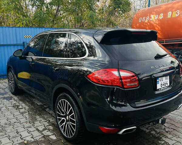Черный Порше Каен, объемом двигателя 3.6 л и пробегом 210 тыс. км за 17000 $, фото 3 на Automoto.ua
