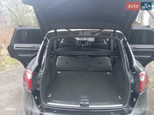 Чорний Порше Cayenne, об'ємом двигуна 3 л та пробігом 165 тис. км за 21500 $, фото 13 на Automoto.ua